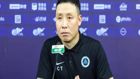 “枪手血本无归卖津琴科，力保天才新星道曼续辉煌征程”